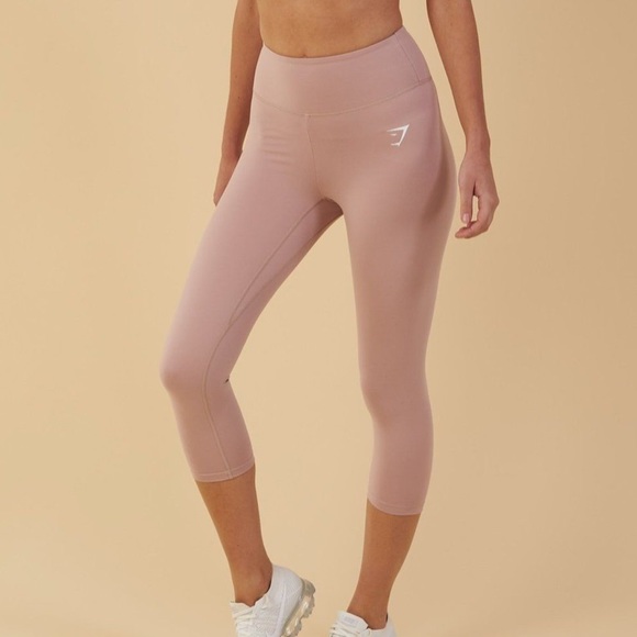 Gymshark Pants - Gymshark Dreamy Cropped Leggings
